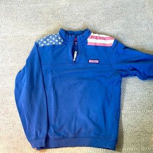 Vineyard vines-sweatshirt gently worn